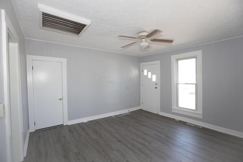318 Abernathy Ave, Circleville, OH 43113 photo 5