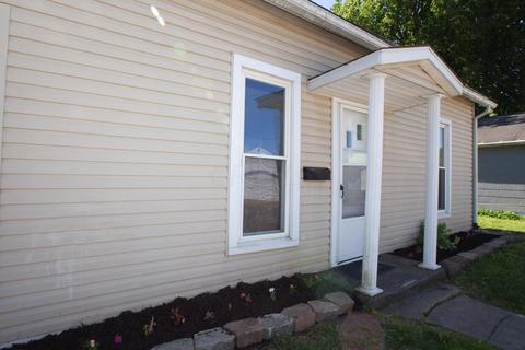 318 Abernathy Ave, Circleville, OH 43113 photo 3