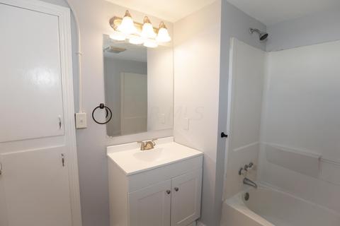 318 Abernathy Ave, Circleville, OH 43113 photo 24