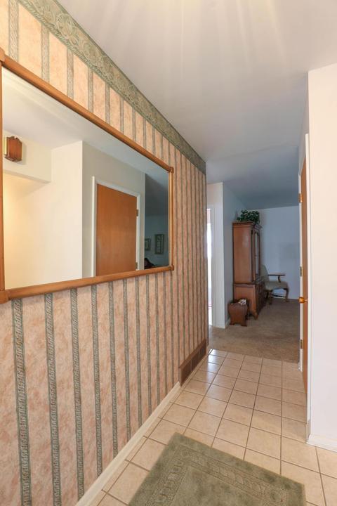 432 Holiday Ln, Circleville, OH 43113 photo 6
