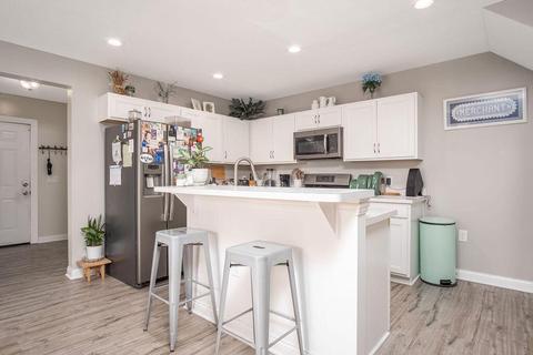 709 E Kossuth St, Columbus, OH 43206 photo 6
