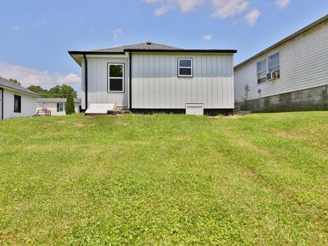 7 Vine St, Jackson, OH 45640 photo 4