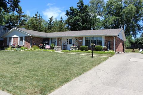 938 Torrence Dr, Springfield, OH 45503 photo 1