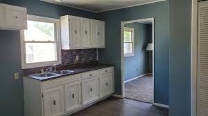 2421 Mayfair Dr, Springfield, OH 45505 photo 5