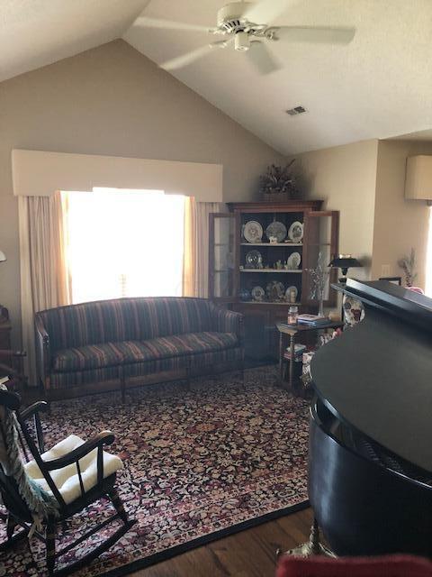 1270 Wexford Ct, Circleville, OH 43113 photo 5