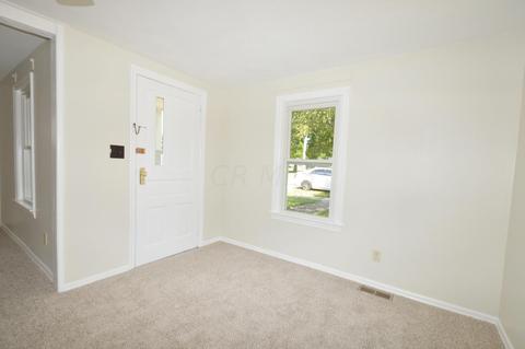 885 Alta Rd, Springfield, OH 45503 photo 4