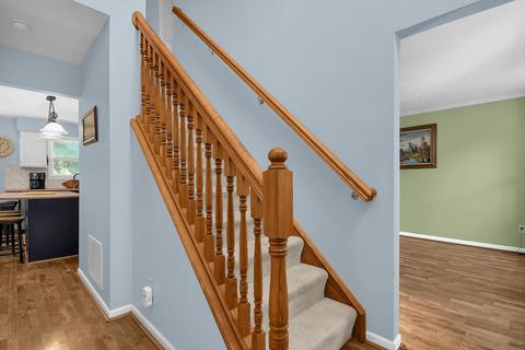 626 Exeter Dr, Delaware, OH 43015 photo 6