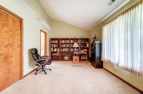 5642 Fox Ridge Dr, Springfield, OH 45503 photo 7
