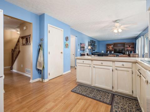 2563 Salyer Ct, Powell, OH 43065 photo 9