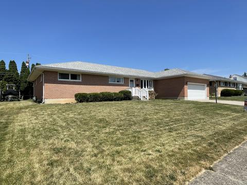 5227 Stoneridge Dr, Springfield, OH 45503 photo 1