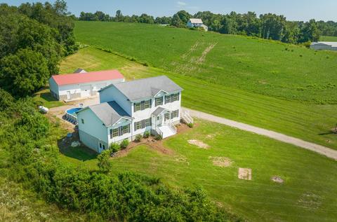 1933 N Branch Rd, Dresden, OH 43821 photo 7