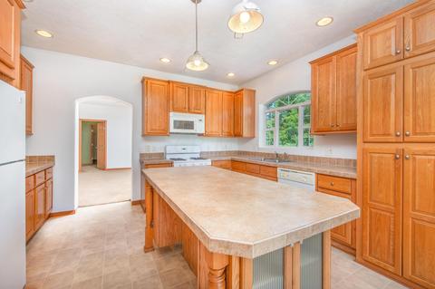 1933 N Branch Rd, Dresden, OH 43821 photo 10