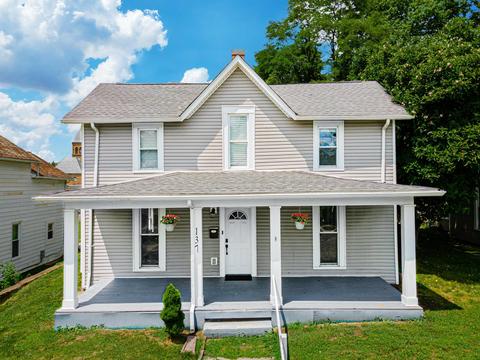 137 E Walnut St, Lancaster, OH 43130 photo 1