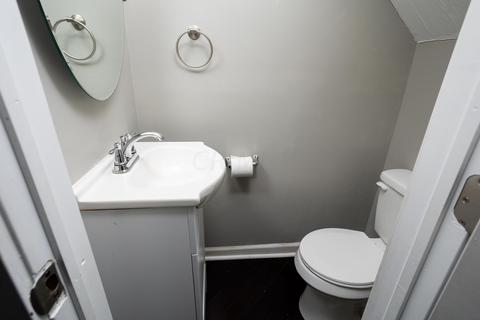 137 E Walnut St, Lancaster, OH 43130 photo 32