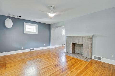372 E Kelso Rd, Columbus, OH 43202 photo 5