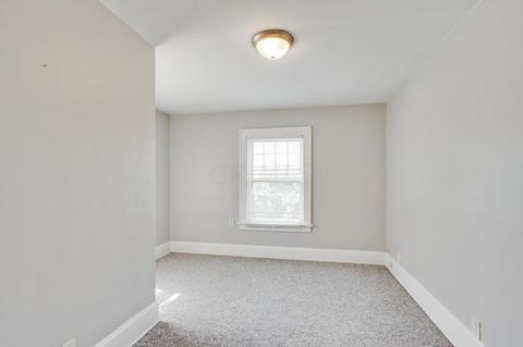372 E Kelso Rd, Columbus, OH 43202 photo 14