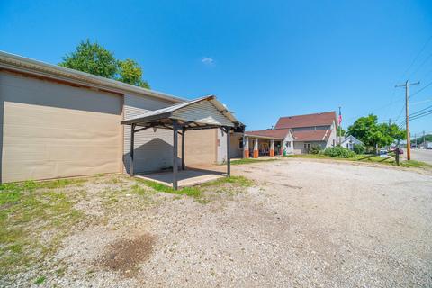 169 Town St, Circleville, OH 43113 photo 6