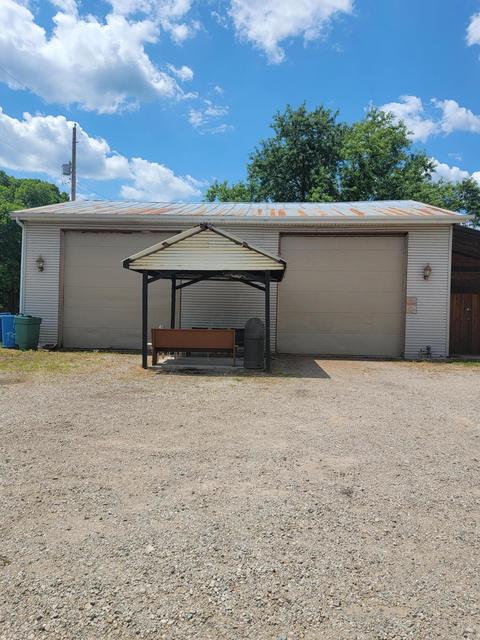 169 Town St, Circleville, OH 43113 photo 4