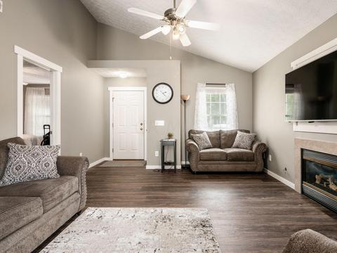 185 Bartlett St, Delaware, OH 43015 photo 4