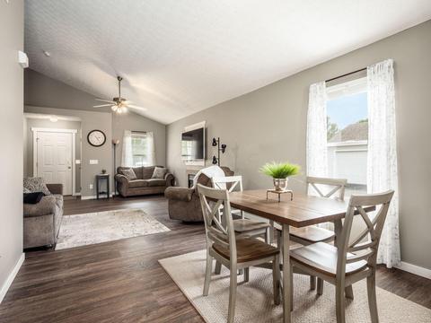 185 Bartlett St, Delaware, OH 43015 photo 6