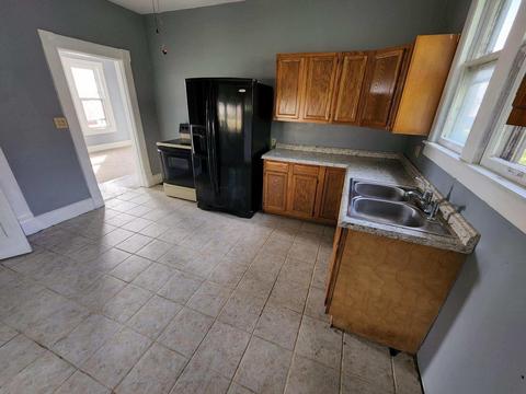 24 E Saint Clair St, Newark, OH 43055 photo 12