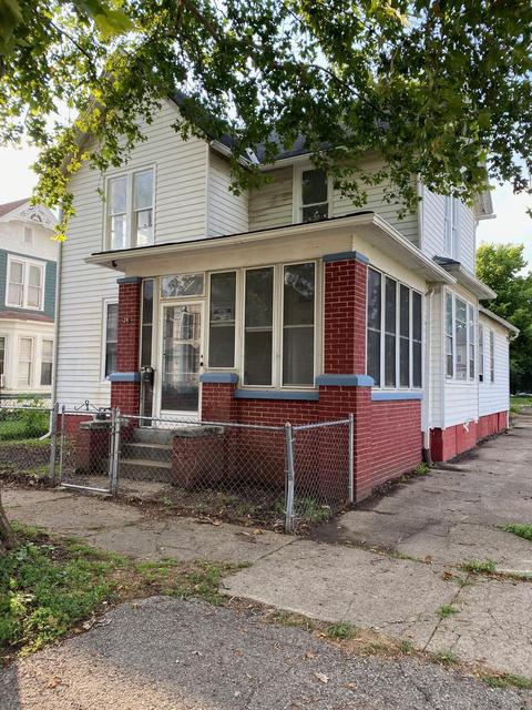 24 E Saint Clair St, Newark, OH 43055 photo 1