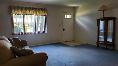 3128 Bristol Dr, Springfield, OH 45503 photo 2