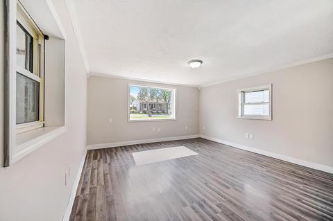 365 Brown St, Circleville, OH 43113 photo 16