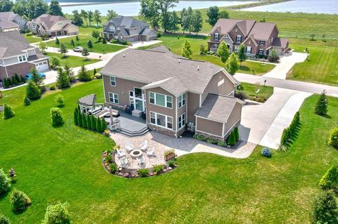 2150 Forestview Ln, Delaware, OH 43015 photo 3