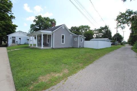 718 Maplewood Ave, Circleville, OH 43113 photo 2