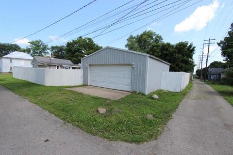 718 Maplewood Ave, Circleville, OH 43113 photo 3