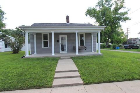 718 Maplewood Ave, Circleville, OH 43113 photo 1