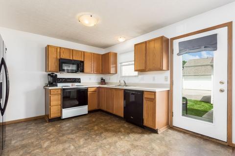 332 Belfry Ln, Galloway, OH 43119 photo 11