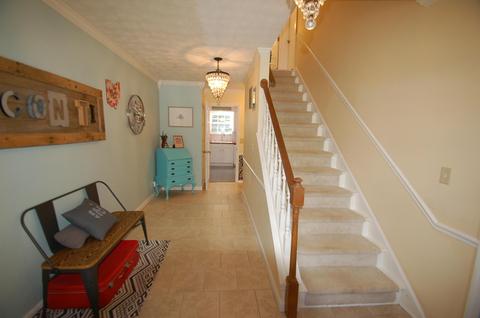 3225 Smiley Rd, Columbus, OH 43221 photo 5