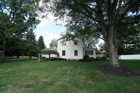 562 Sycamore Dr, Circleville, OH 43113 photo 2