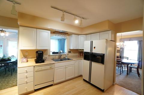 562 Sycamore Dr, Circleville, OH 43113 photo 3