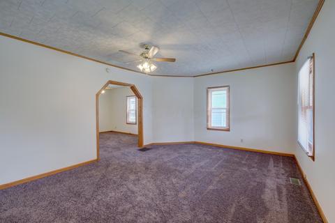 674 Davids St, Marion, OH 43302 photo 3