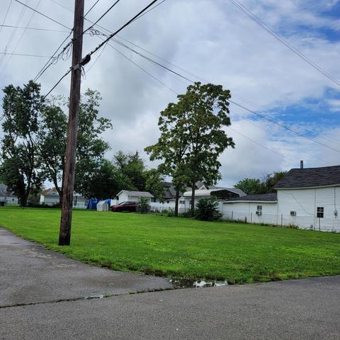 317 Bereman St, Washington Court House, OH 43160