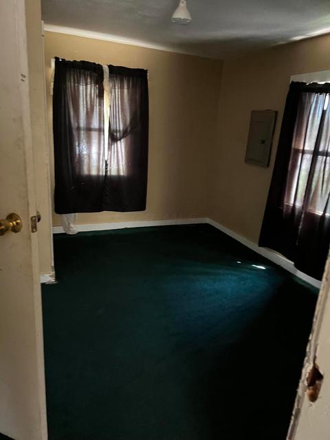 379 Walnut St, Circleville, OH 43113 photo 4