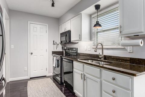 888 Bledsoe Dr, Galloway, OH 43119 photo 11