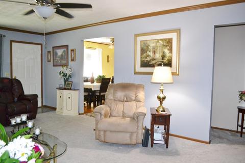 4887 Brannan Dr E, Springfield, OH 45502 photo 6