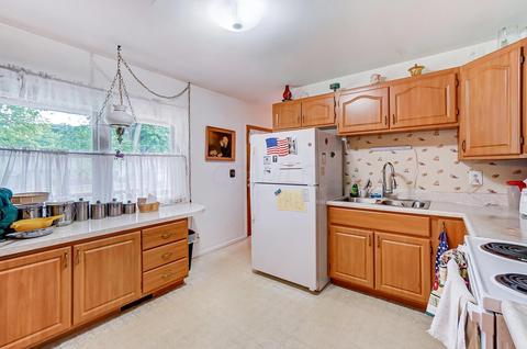 1542 Marinette Dr, Springfield, OH 45503 photo 11