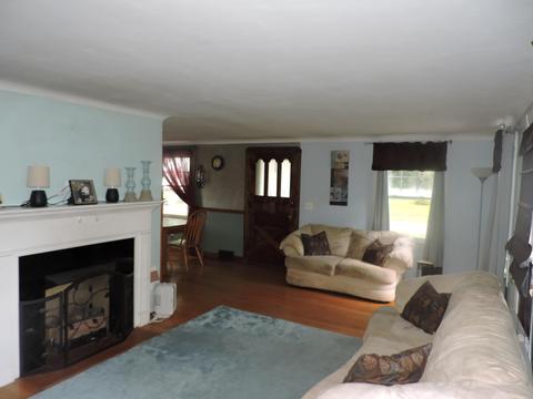 41801 Emerson Ct, Elyria, OH 44035 photo 2