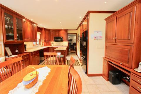 1726 Rustic Way, Marion, OH 43302 photo 14