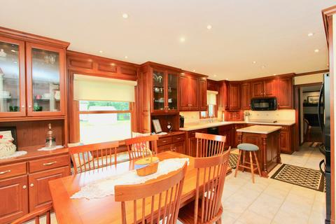 1726 Rustic Way, Marion, OH 43302 photo 13