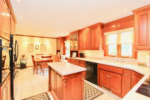 1726 Rustic Way, Marion, OH 43302 photo 10