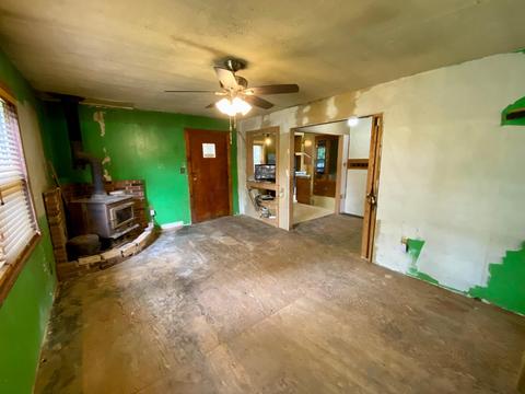 854 E Como Ave, Columbus, OH 43224 photo 9