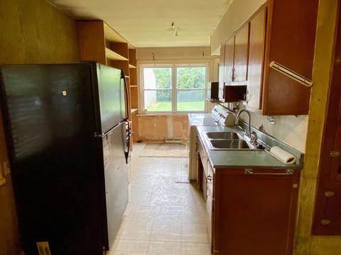 854 E Como Ave, Columbus, OH 43224 photo 11