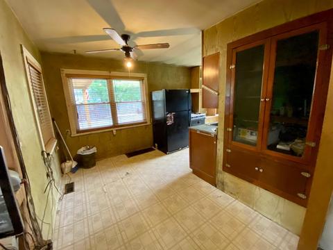 854 E Como Ave, Columbus, OH 43224 photo 10