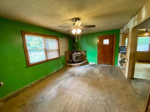 854 E Como Ave, Columbus, OH 43224 photo 8